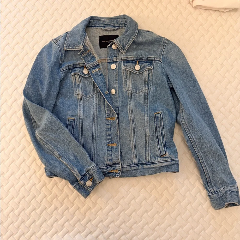 Banana Republic structured denim jacket - Picture 1 of 4